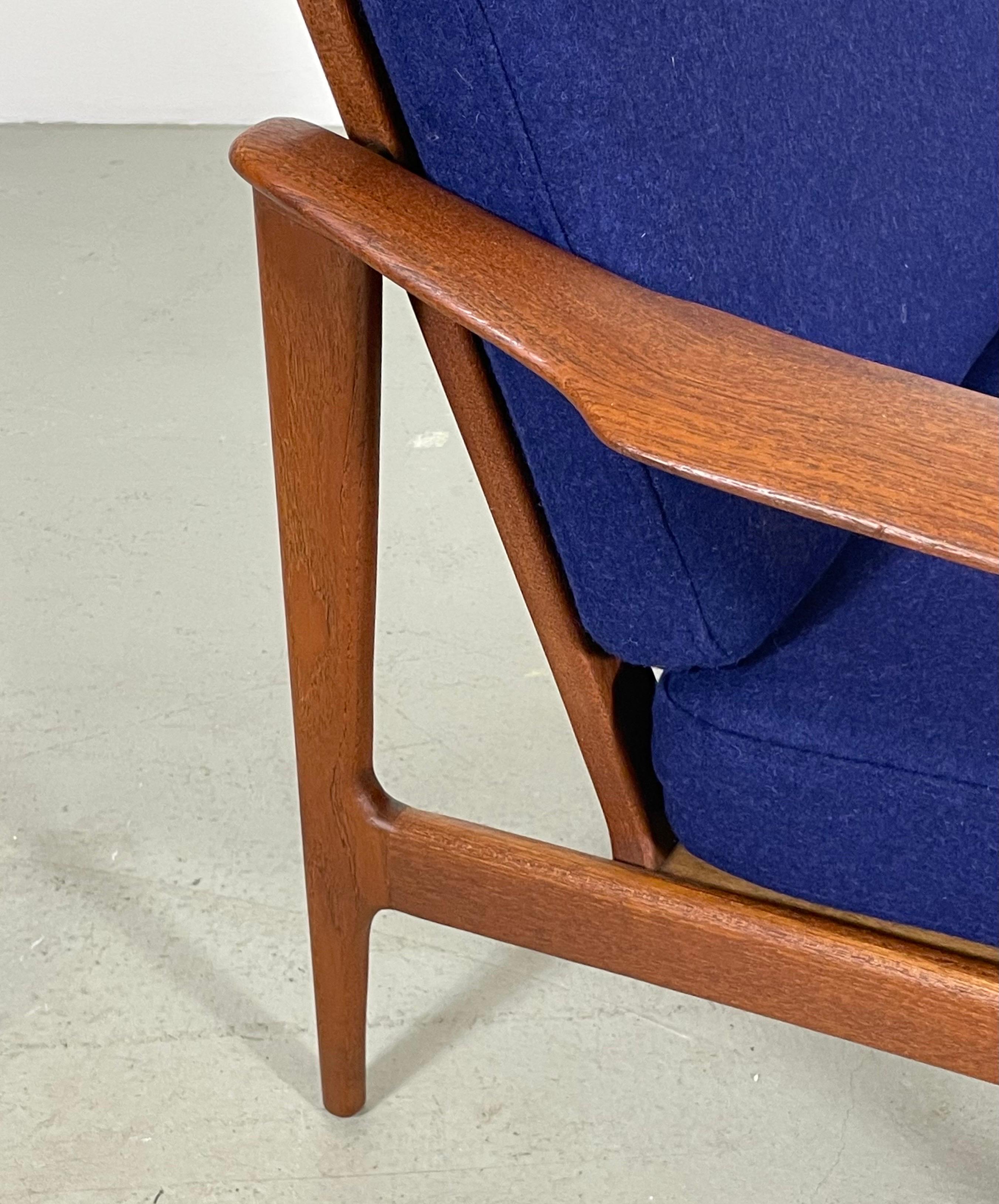 2x Mid-Century Teak Easy Chair by Ib Kofod-Larsen 1960s Denmark In Good Condition For Sale In St-Brais, JU
