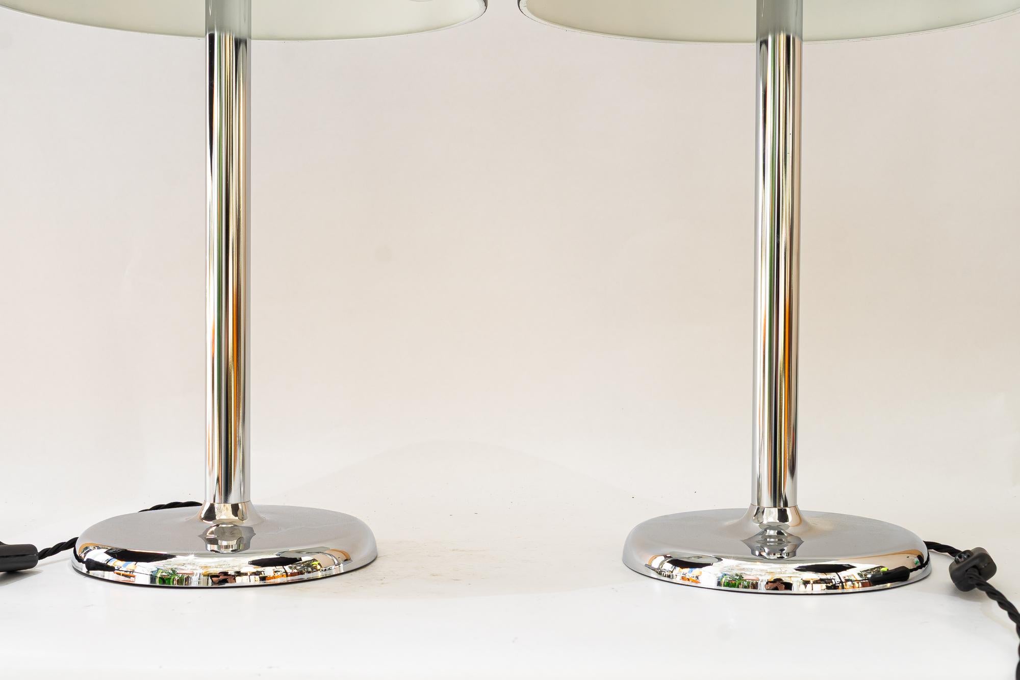 Fin du 20e siècle 2x Lampe de table à champignon du milieu du siècle par Hillebrand, 1970 en vente