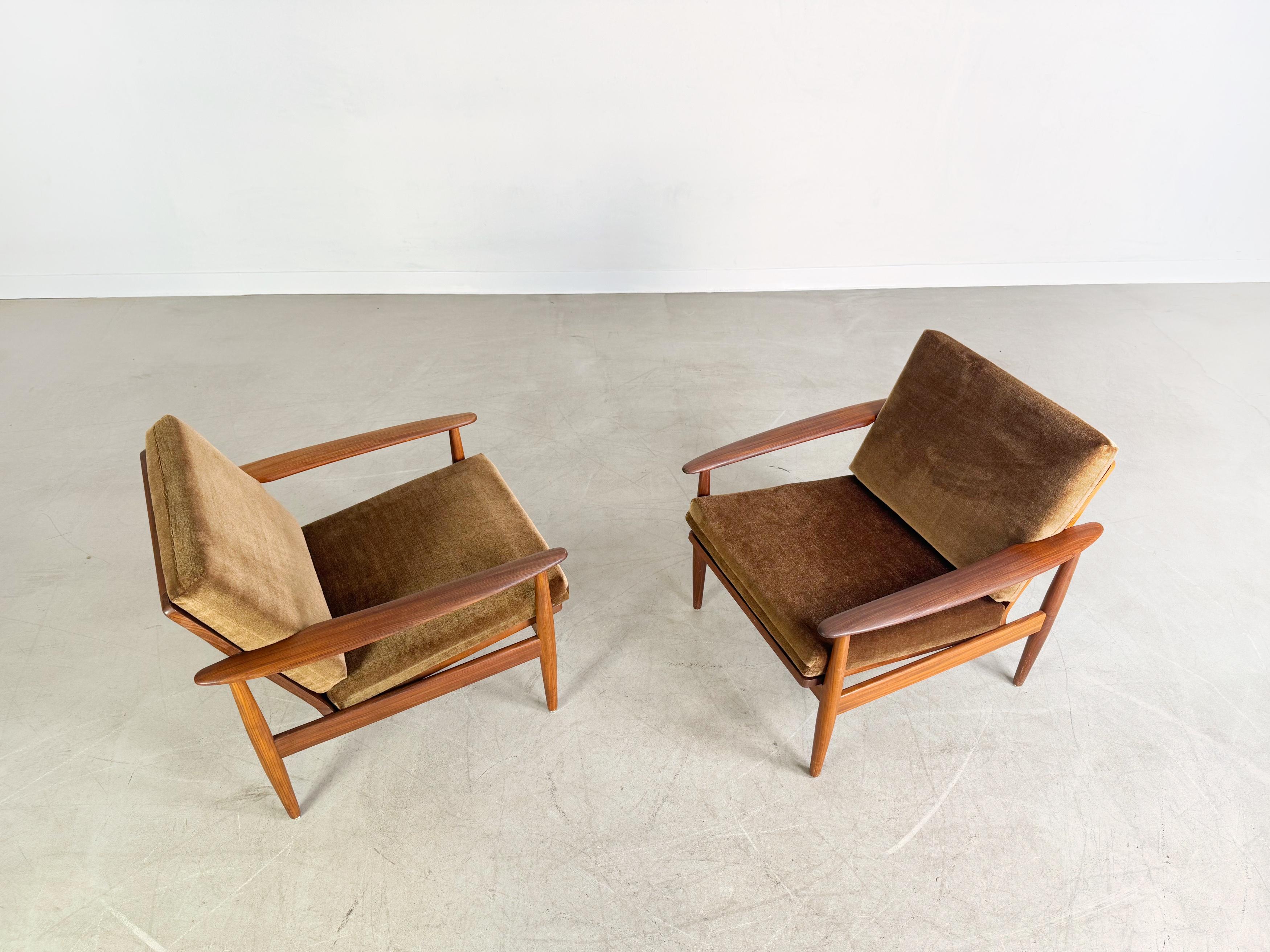 Tessuto 2x Midcentury Sessel poltrona braun Vintage 1960s Lounge Stuhl in vendita