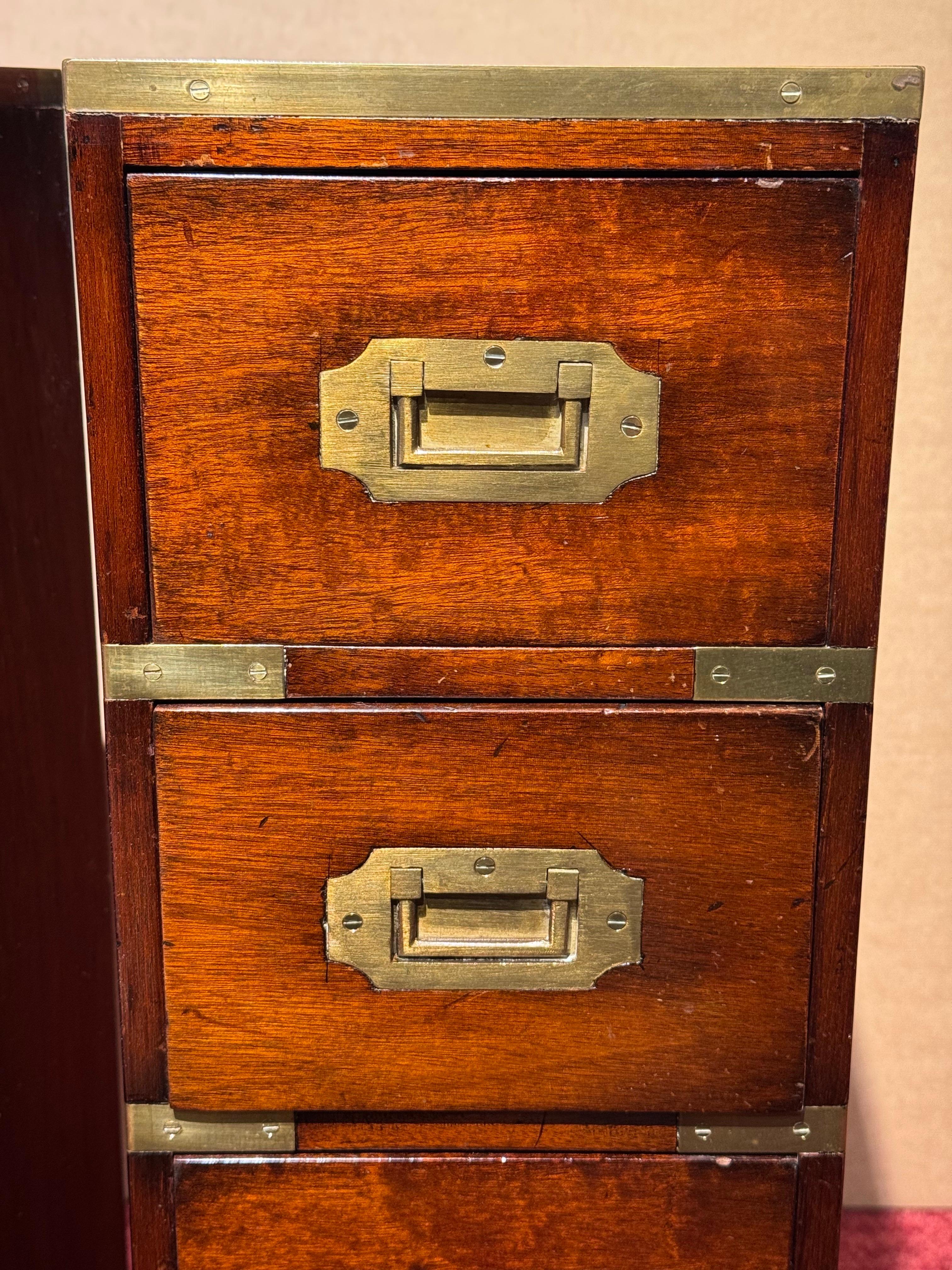 2x Cassettiera militare comodini in pelle, 1850 in vendita 5