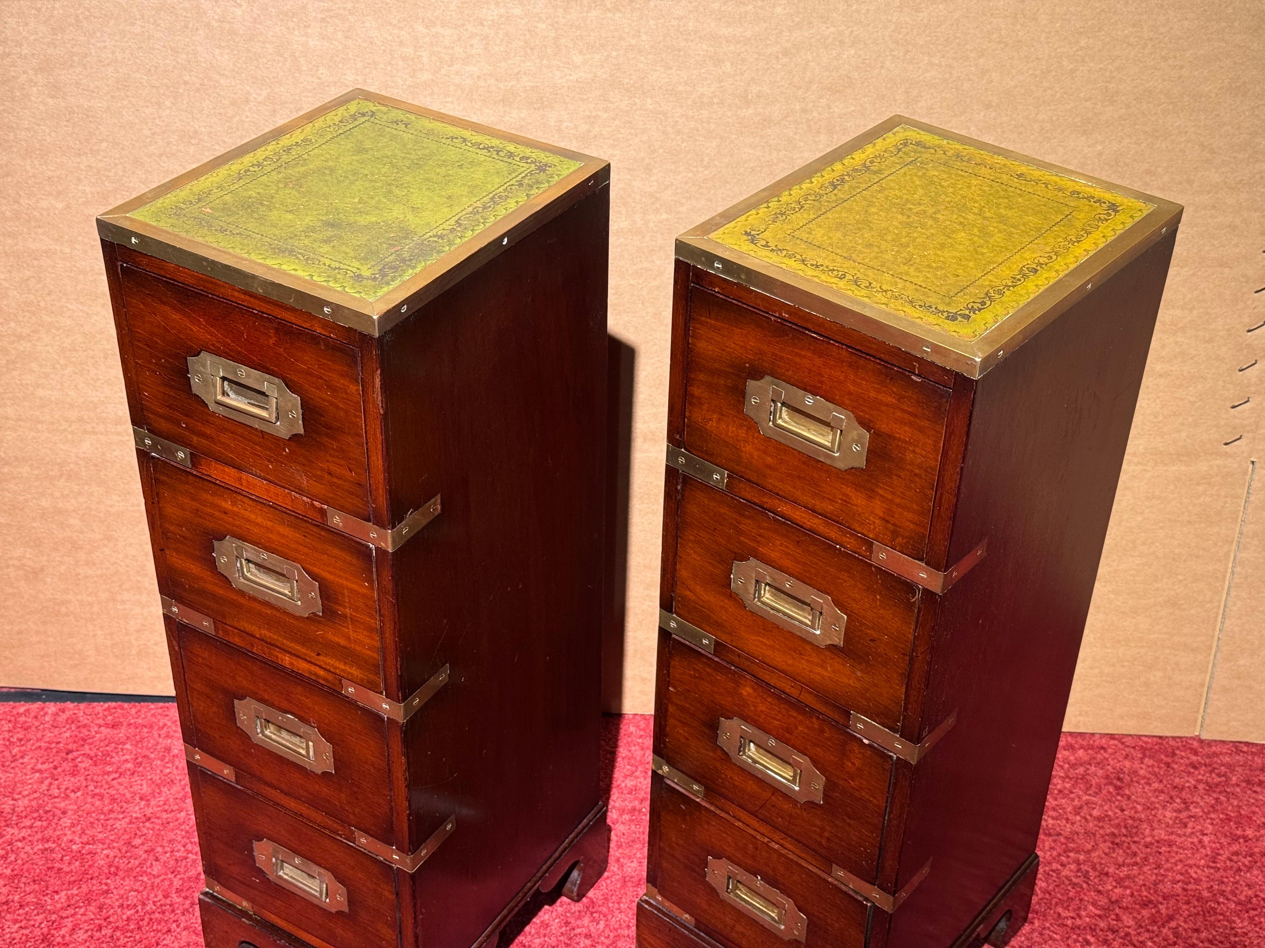 2x Cassettiera militare comodini in pelle, 1850 in vendita 1