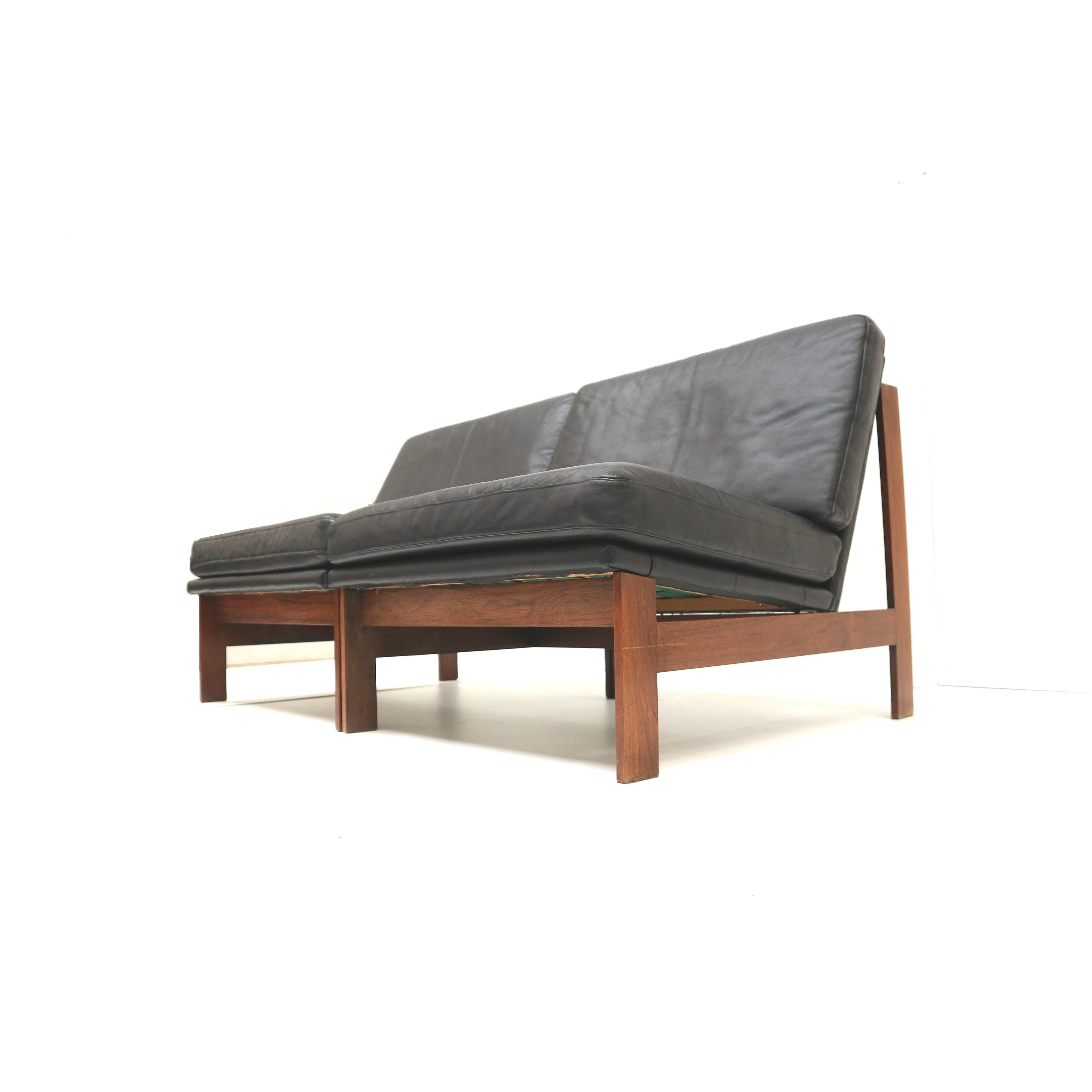 Bois 2 fauteuils Moduline conçus par Ole Gjerløv-Knudsen et Torben Lind pour Cado en vente