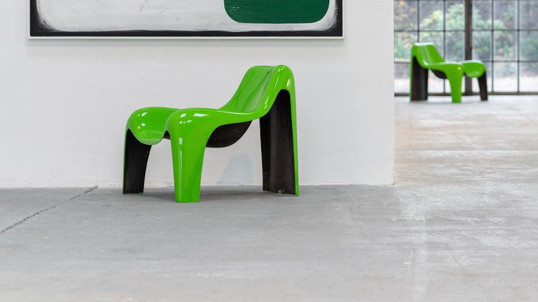 German 2xOrganic Lounge Chair by Luigi Colani Green Fiberglass, 1968 by Heinz Essmann For Sale