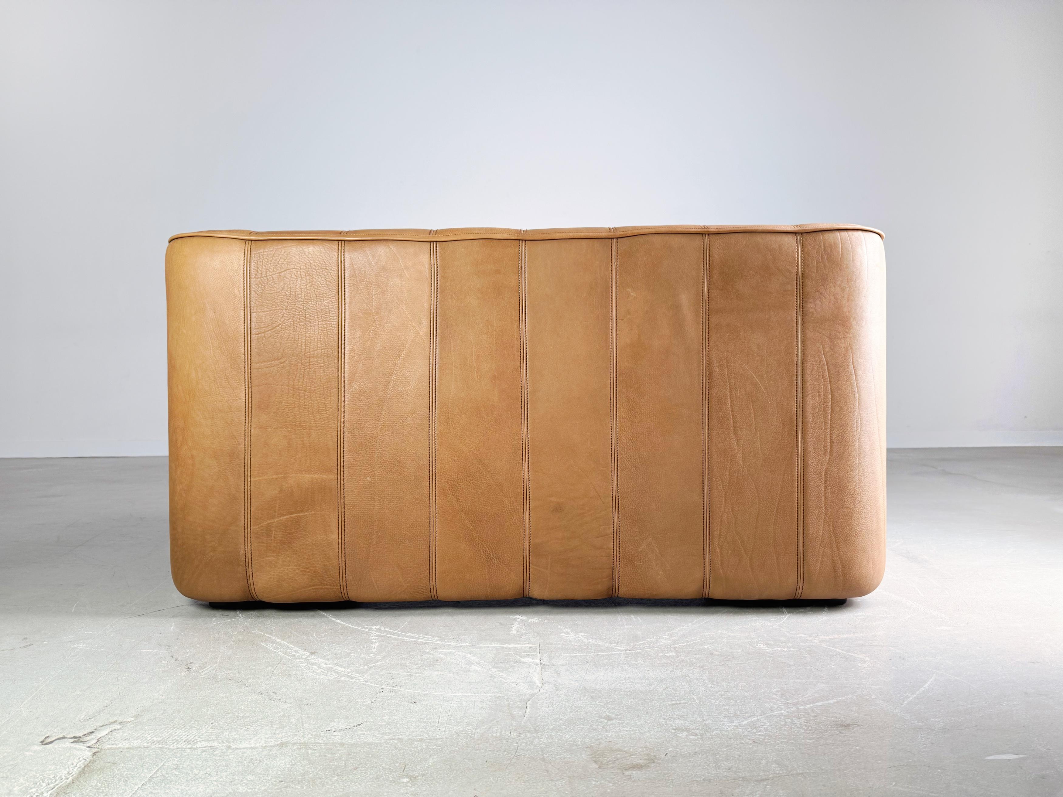 Leather Original de Sede DS44 Zweisitzer Büffelleder Sofa Couch For Sale