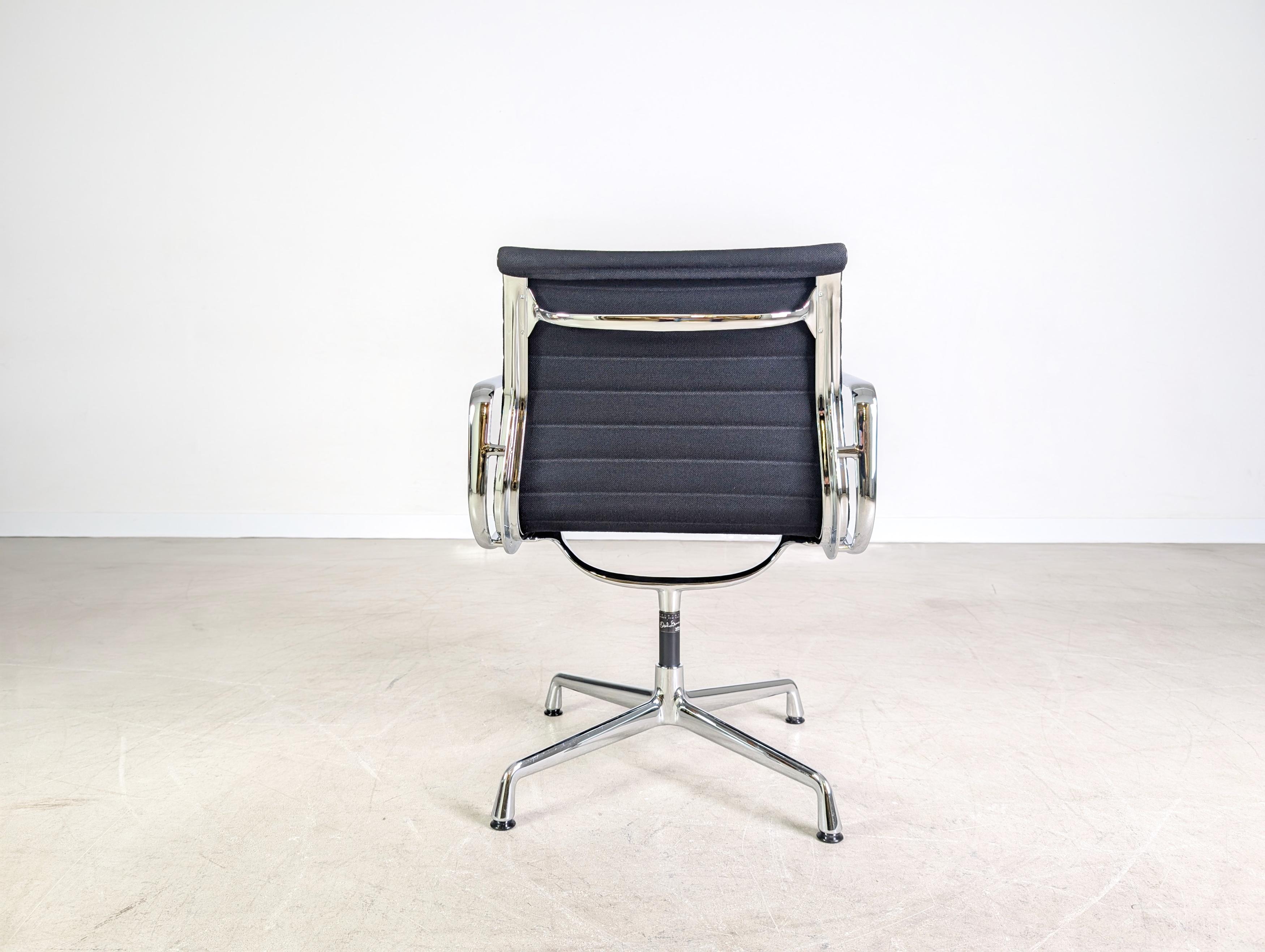XXIe siècle et contemporain 2x Original Vitra EA 108 Bürostuhl Vitra Charles and Ray Eames hopsak en vente