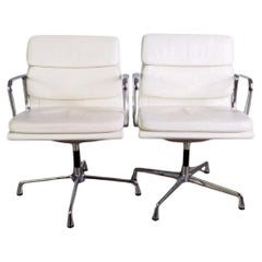 2x Original Vitra EA 208 soft pad weiß Leder Stuhl Charles Eames