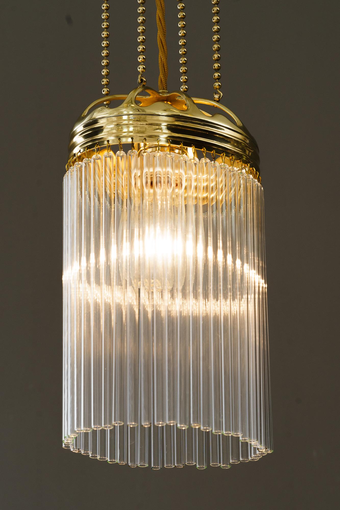 Ovaler Art-Déco-Anhänger Vienna mit 2x, ca. 1920er Jahre im Angebot 7