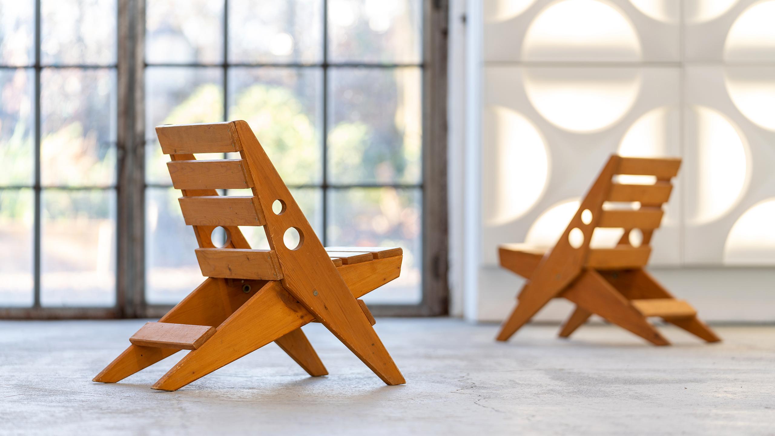 2x Scissor Chair & Table for Kids, Pine Wood 1970, style of  Charlotte Perriand 7