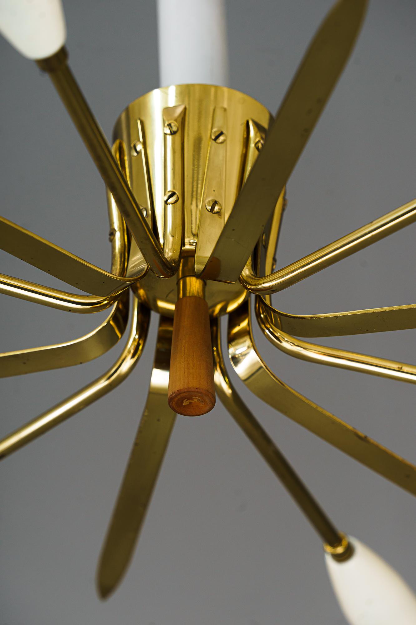 2x plafonniers Spoutnik conçus par Rupert Nikoll, Vienne, 1950 en vente 4