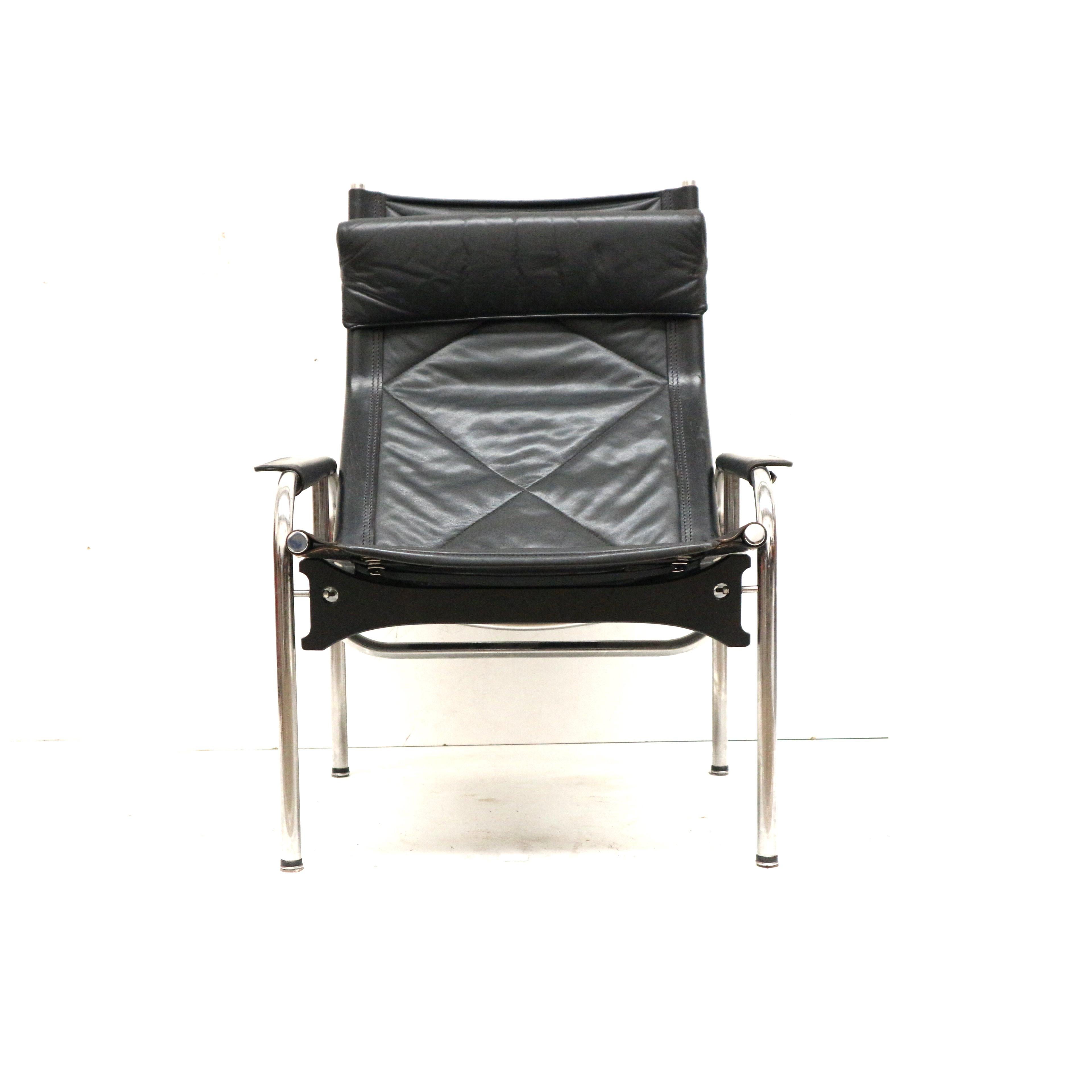 2x Fauteuil vintage en cuir noir de Strässle HE1106 conçu par Hans Eichenberger Bon état - En vente à Breda, NB