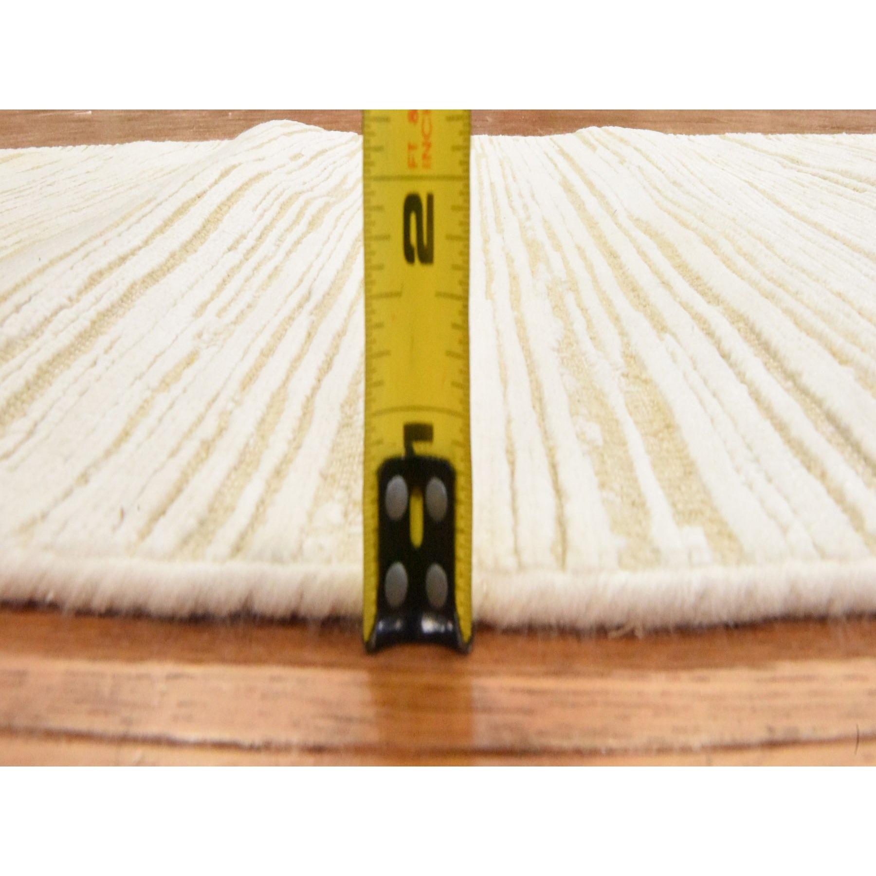 2'x12' Winter White 100% Lana ossidata e testurizzata annodata a mano Runner Rugs In condizioni Nuovo in vendita a Carlstadt, NJ