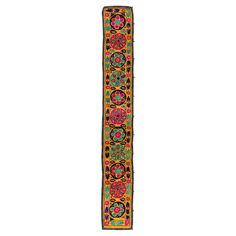 Hand Rummer Vintage Silk Hand Embroidery Wall Hanging, Asian Suzani Table Runner ...