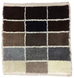2x2 Ft Natural Undyed Wool "Tulu" Moroccan Rug Sample & Wool Yarns. Poms