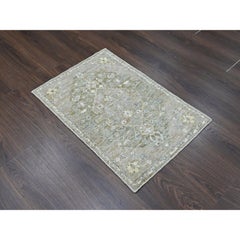 2'x2'10" Gray-Green Oushak Sample Cropped Low Hand Knotted Pure Wool Mat Rug