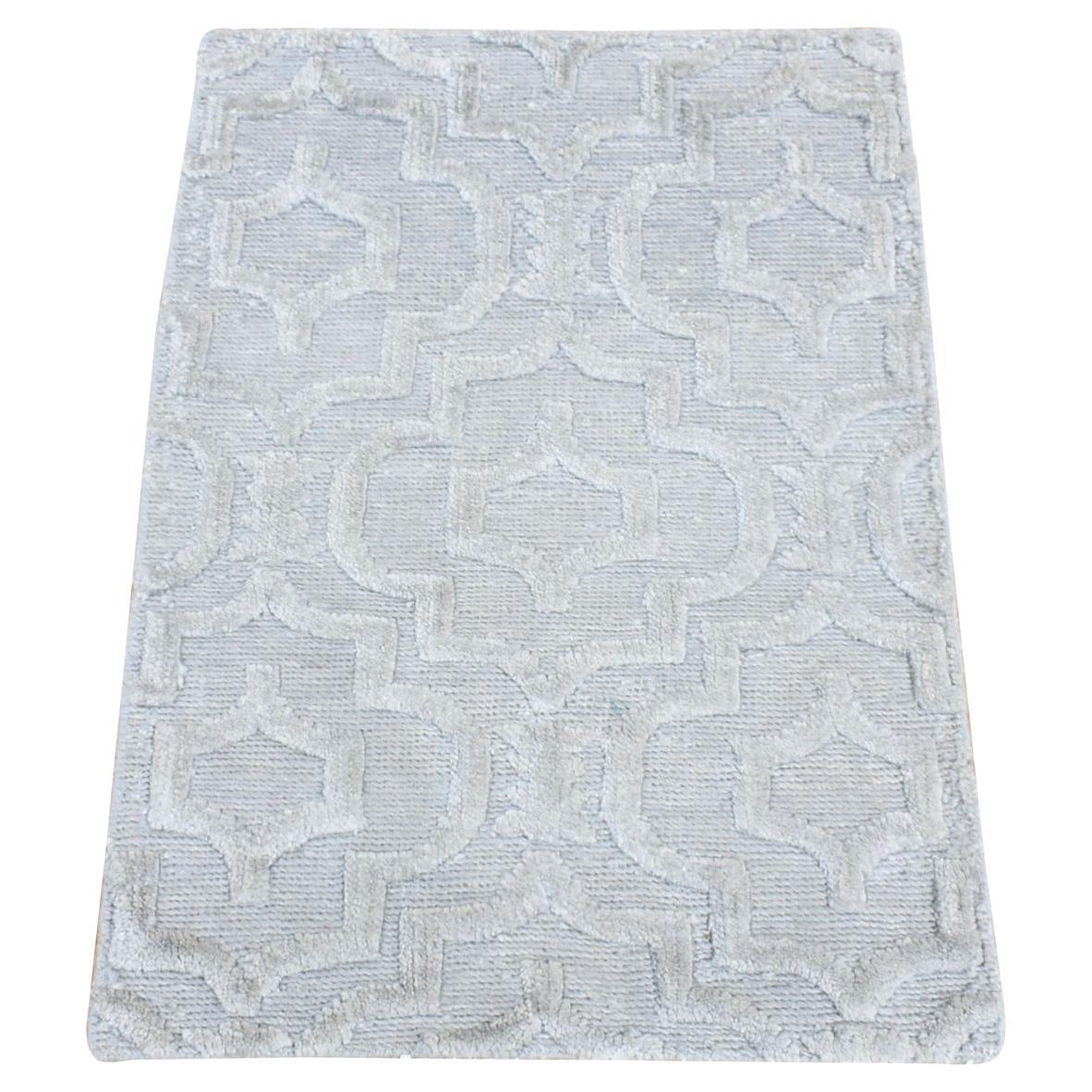 2'x2'10" Gray Modern Design Silk with Textured Wool Hand Knotted Oriental Rug