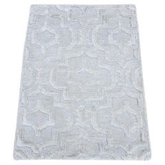 2'x2'10" Gray Modern Design Silk with Textured Wool Hand Knotted Oriental Rug