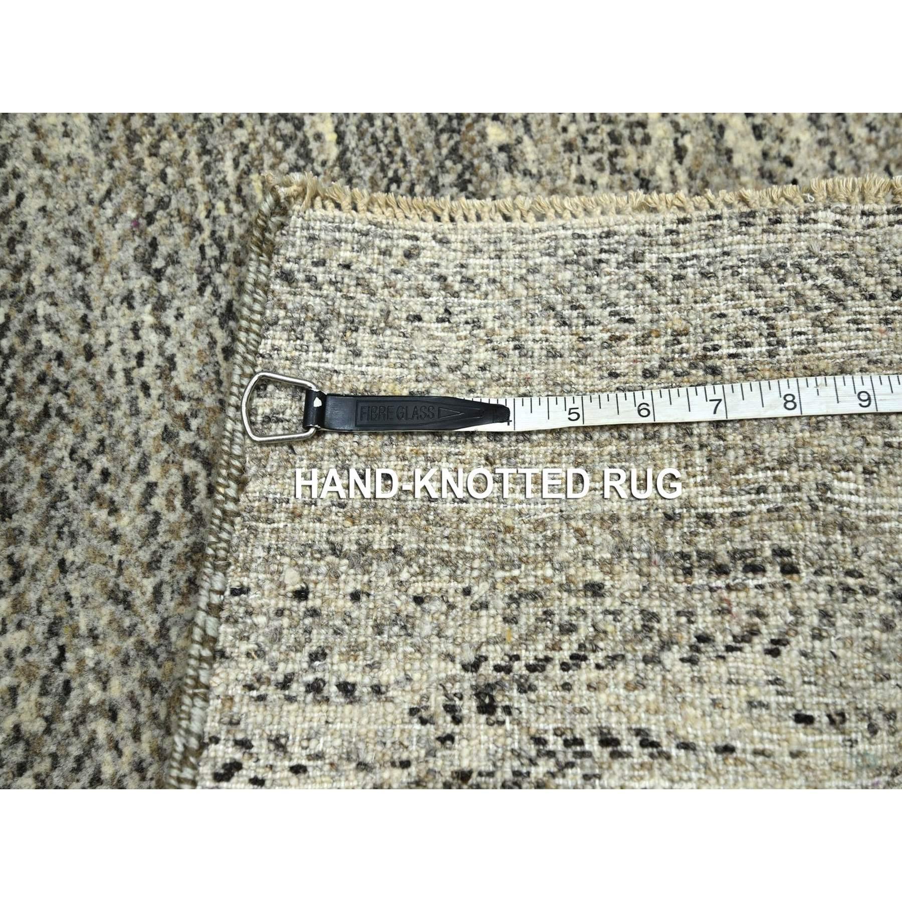2'x3' Beige Modern Grass Design Handgeknüpft Undyed Natural Wool Matte Teppich (Indisch) im Angebot