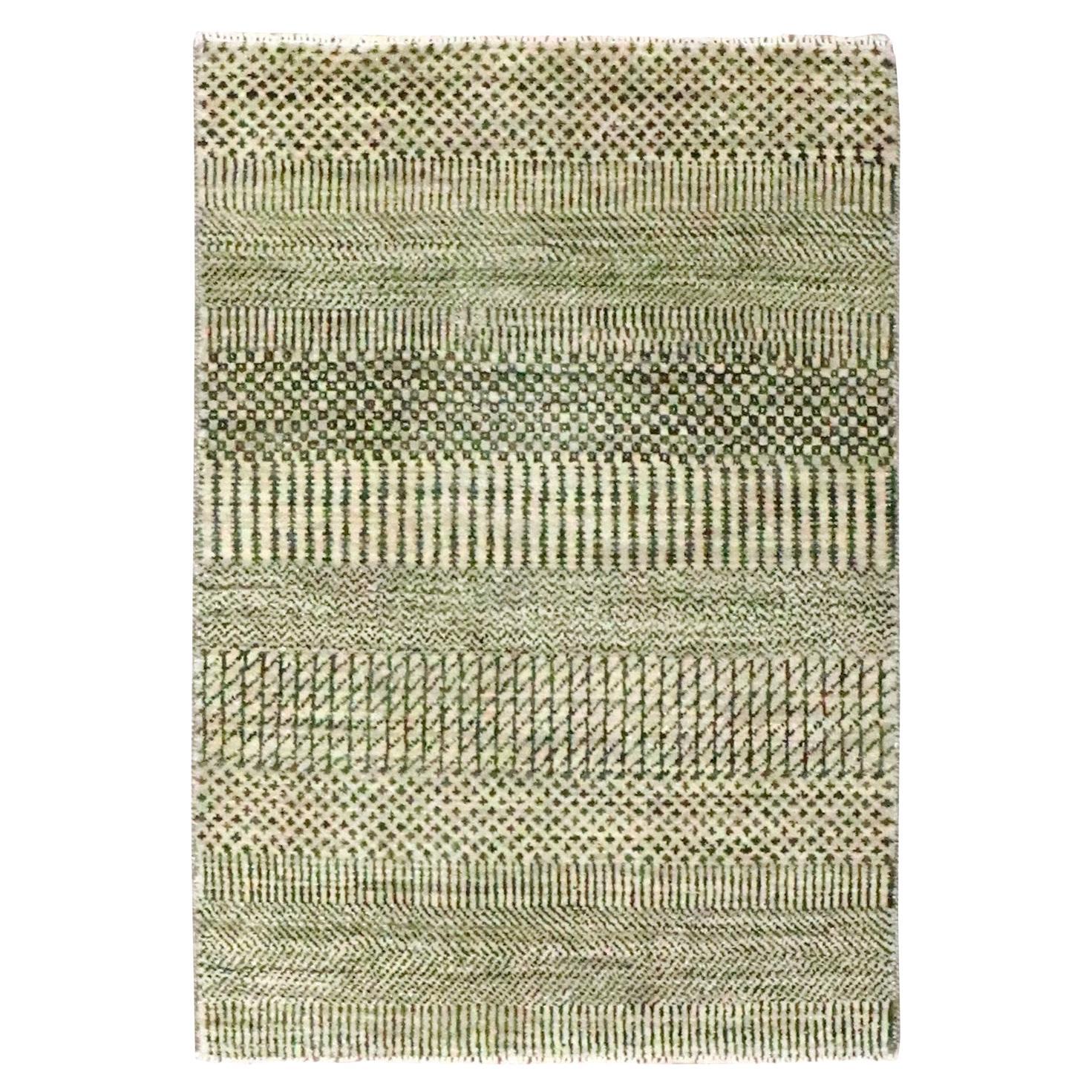2'x3' Beige Modern Grass Design Hand Knotted Wool with Silk Small Mat Rug