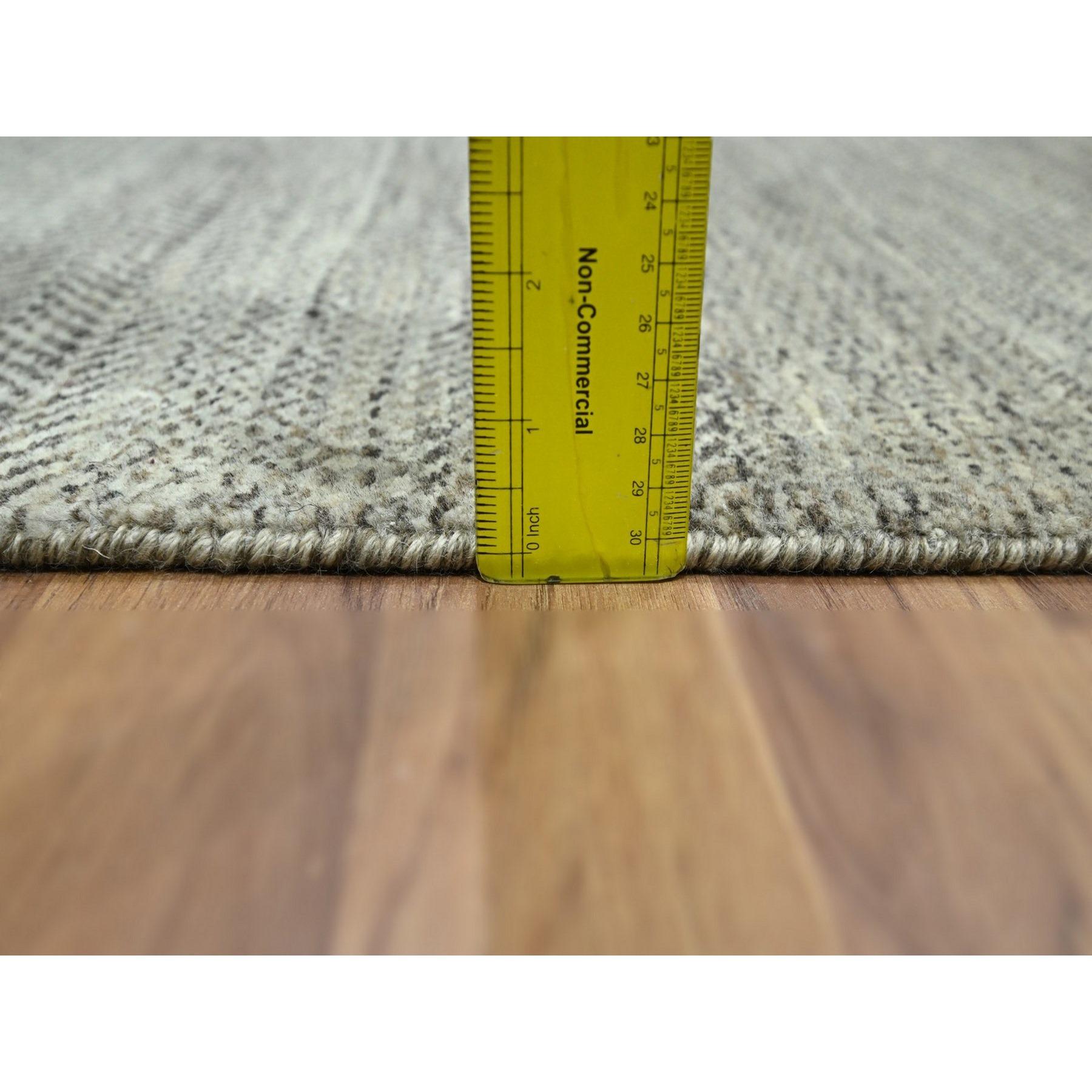 Moderno Tappeto Beige Modern Grass Design Undyed in lana naturale annodata a mano 2'x3' in vendita