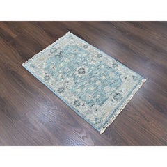 Tappeto in pura lana annodato a mano, collezione Blue Supple, motivo Oushak, 2'x3'
