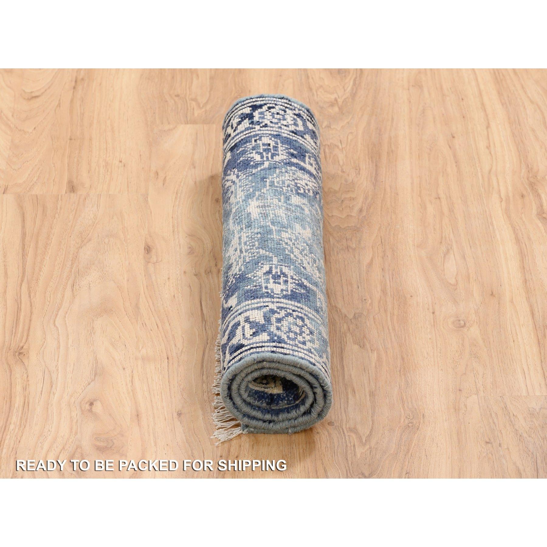 Tappeto persiano 2'x3' Blu-Teal Erased in lana e seta annodato a mano e spezzato In condizioni Nuovo in vendita a Carlstadt, NJ