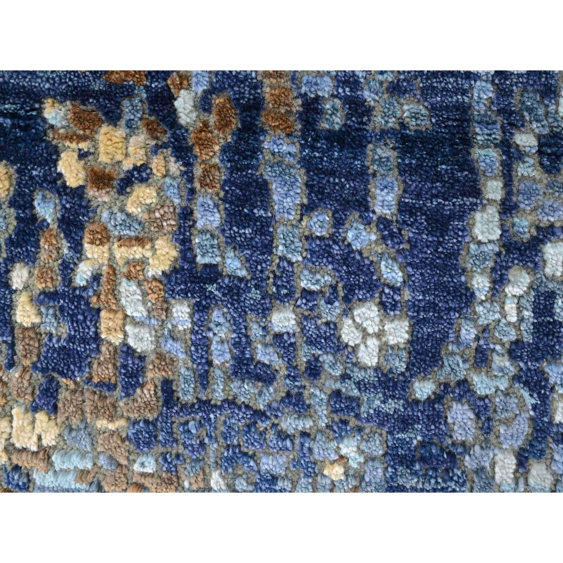 2'x3' Blue with Gold Modern Mosaic Design Hand Knotted Wool and Silk Rug In New Condition For Sale In Carlstadt, NJ