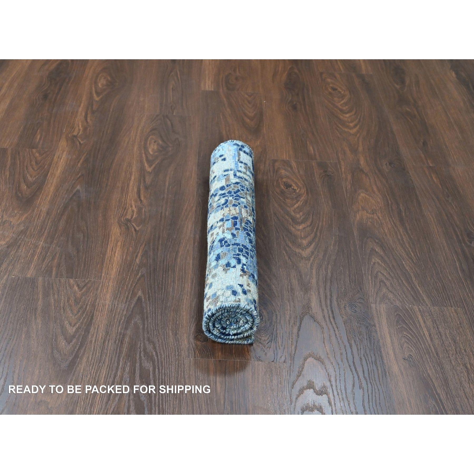 Contemporary 2'x3' Blue with Gold Modern Mosaic Design Hand Knotted Wool and Silk Rug For Sale