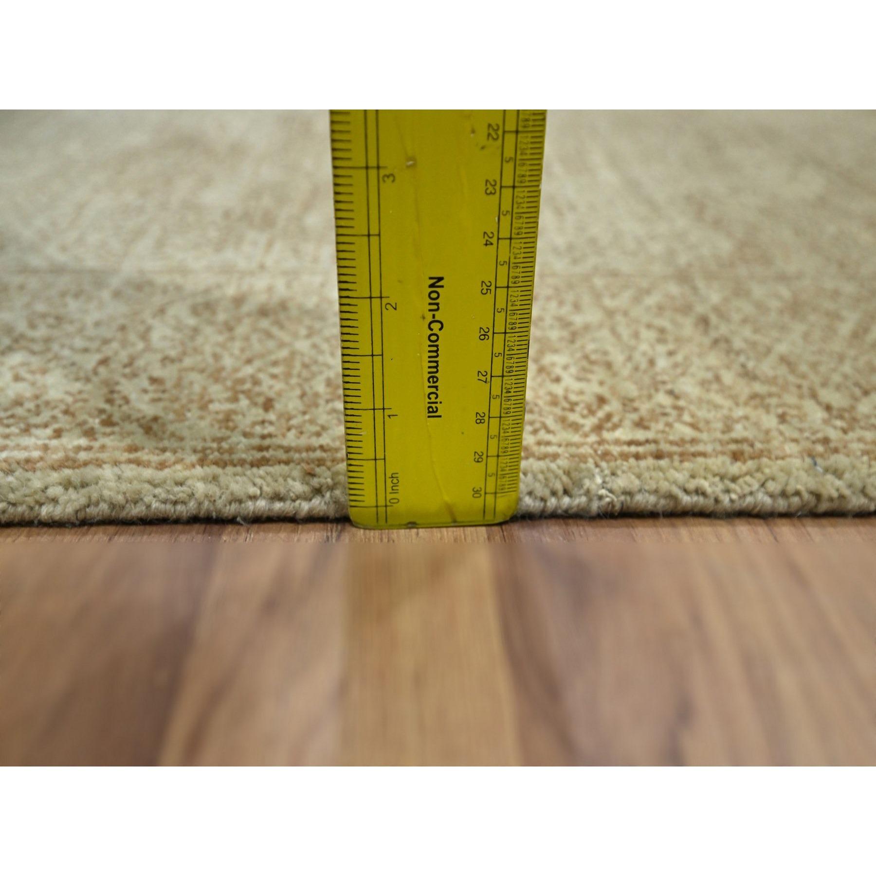 2'x3' Braun Verwickeltes Geometrisches Design Wolle und Seide Handgeknüpft Matte Teppich (Mittelalterlich) im Angebot