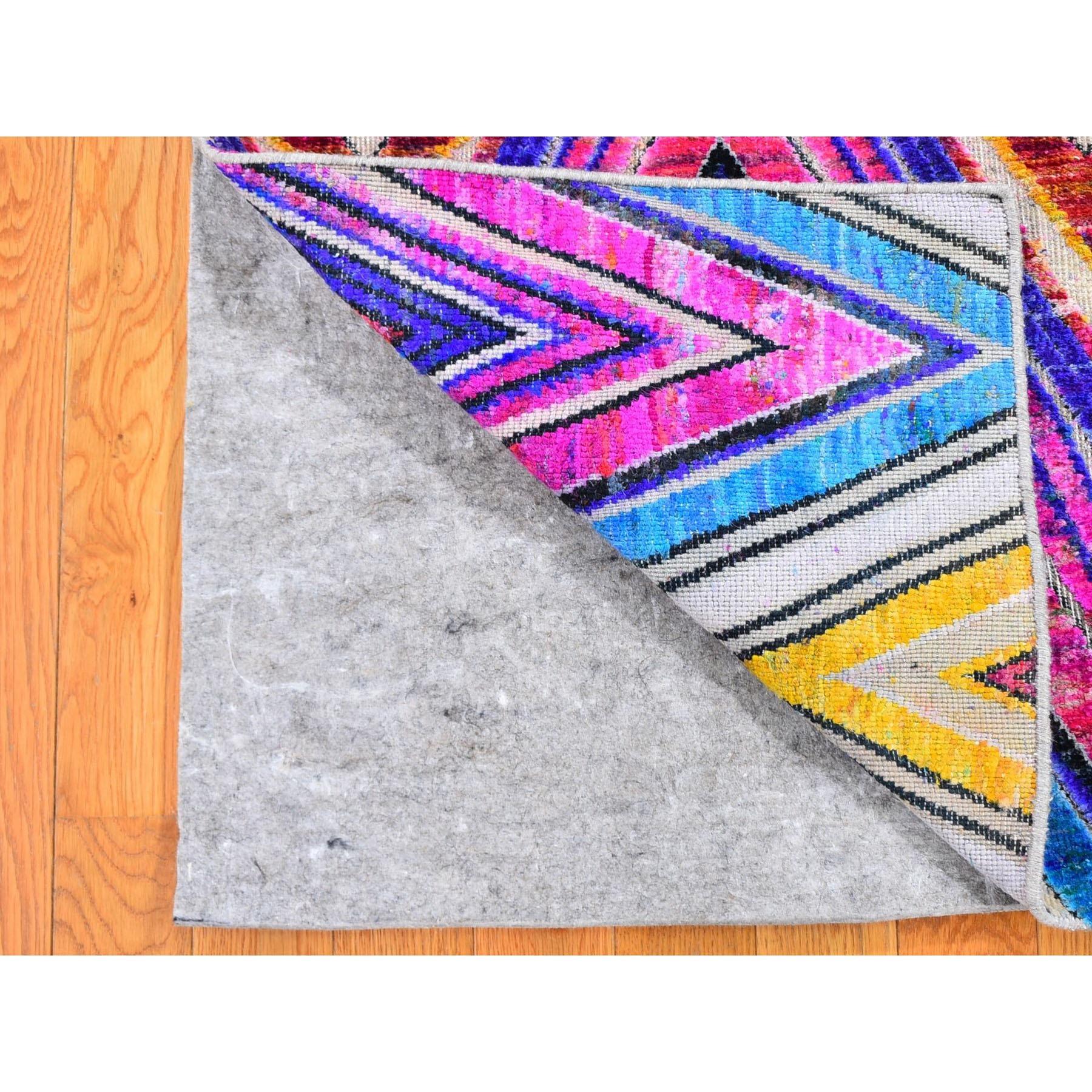 Modern 2'x3' Colorful Hand Knotted Chevron Design Sari Silk with Textured Wool Rug For Sale