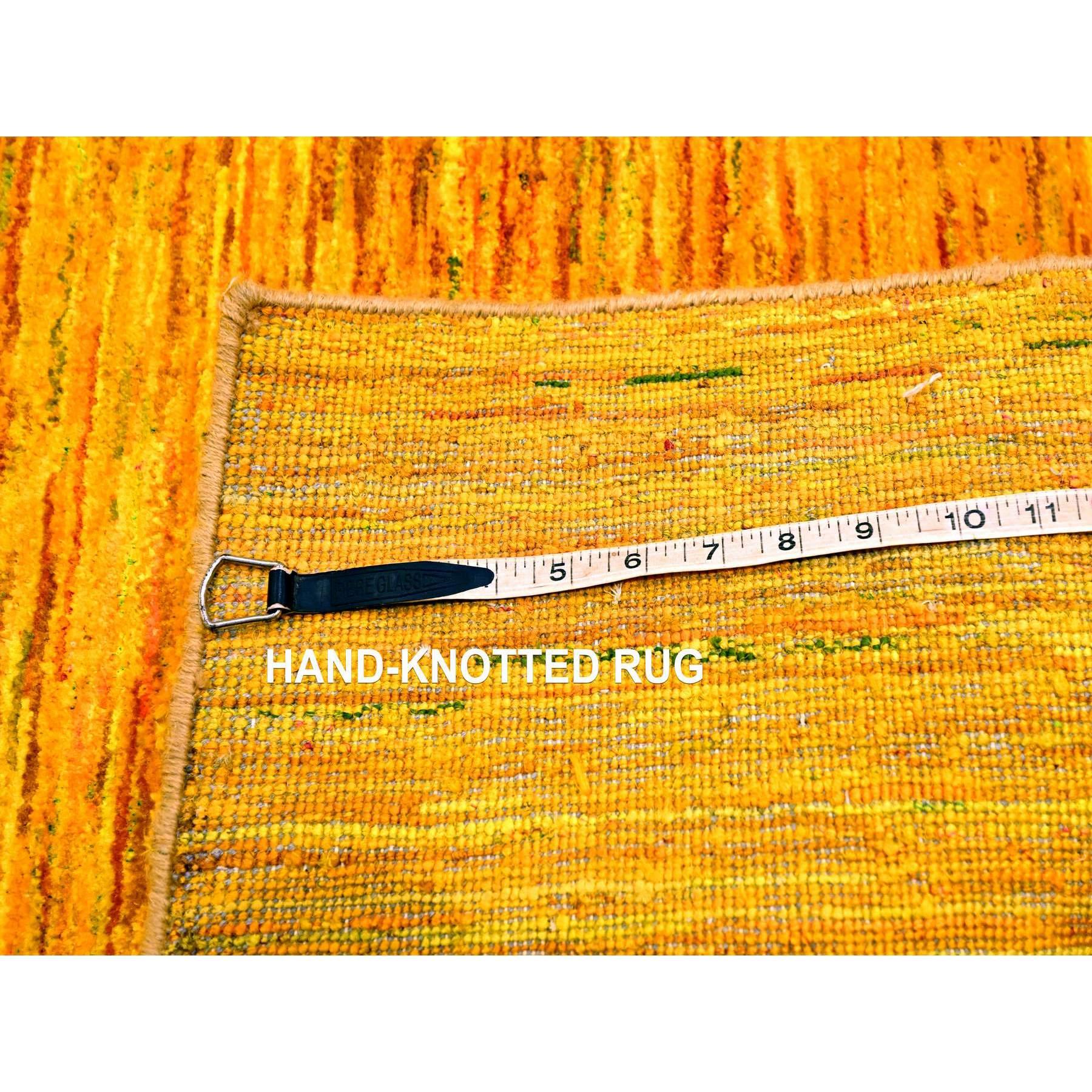 Alfombra Sari de Seda Pura Anudada a Mano de Color Dorado 2'x3' Diseño Sólido Liso Indio en venta