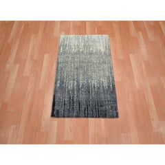 2'x3' Gray and Black Hand Knotted Vertical Ombre Design Pure Wool Mat Rug