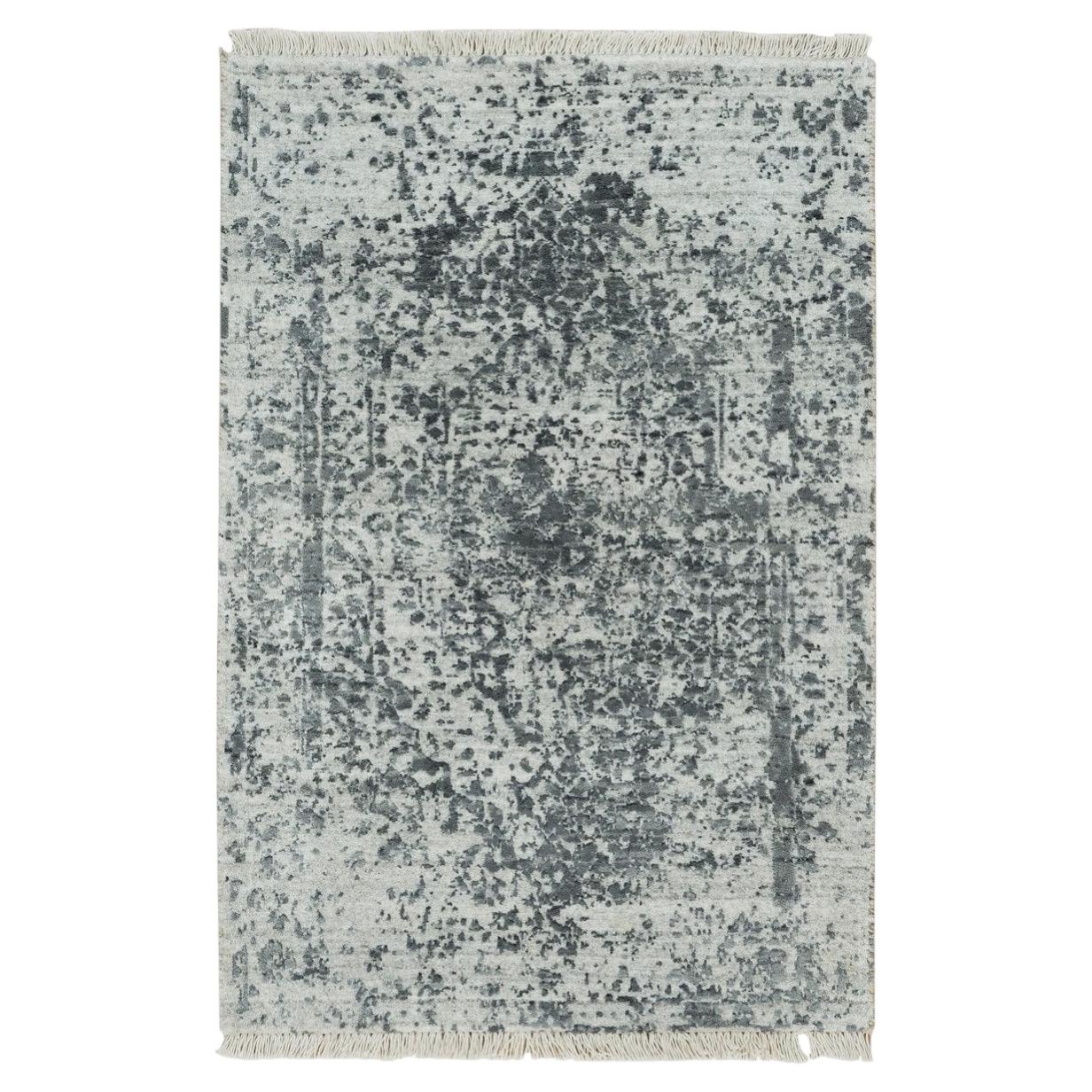 2'x3' Grau gebrochene Hand geknüpft Zoroastrian Design Wolle und Seide Matte Teppich im Angebot