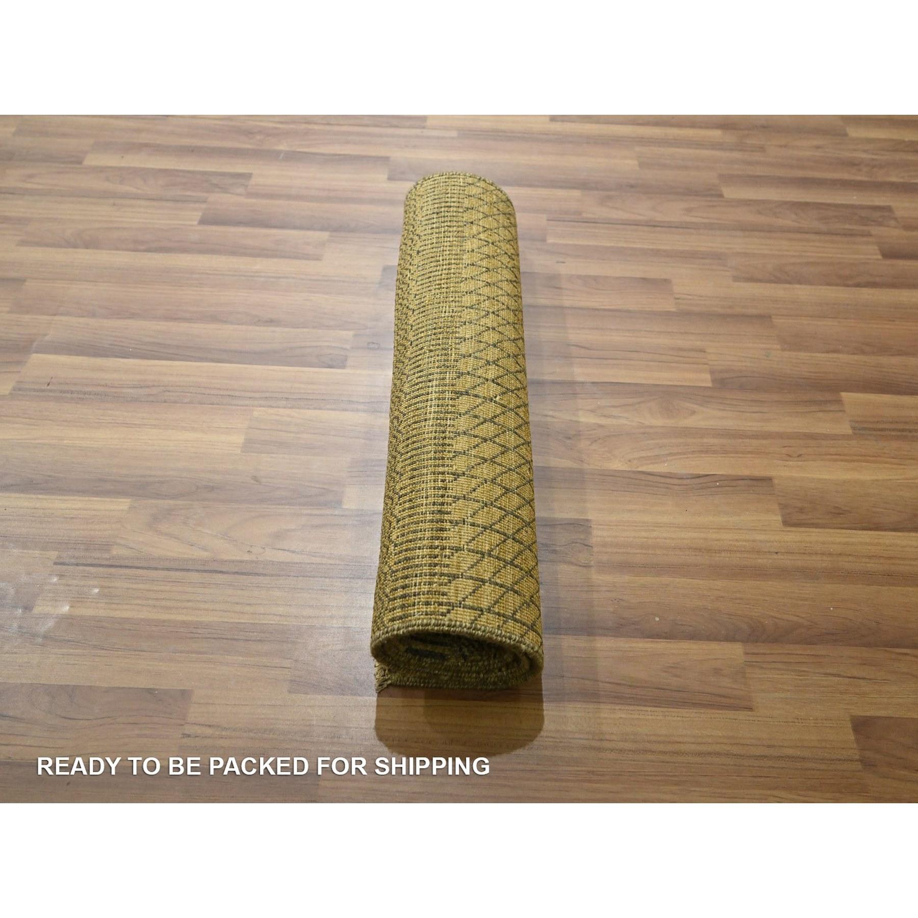 2'x3' Honigbraun Modernes Gras Design Handgeknüpft Wolle und Seide Matte Teppich (21. Jahrhundert und zeitgenössisch) im Angebot