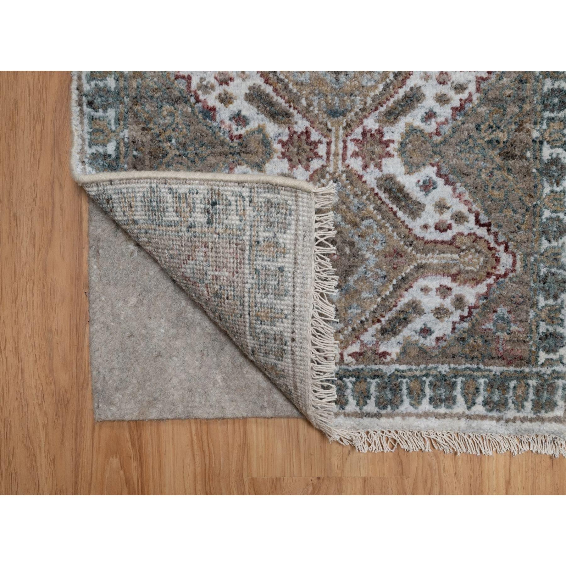 Tribal 2'x3' Ivoire Unique Flower Rosettes Border Design Hand Knots Rugs Pure Wool en vente