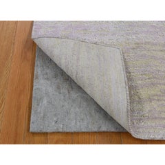 2'x3' Light Green, Modern Design, Pure Silk with Wool, Hand Knotted, Mat Rug