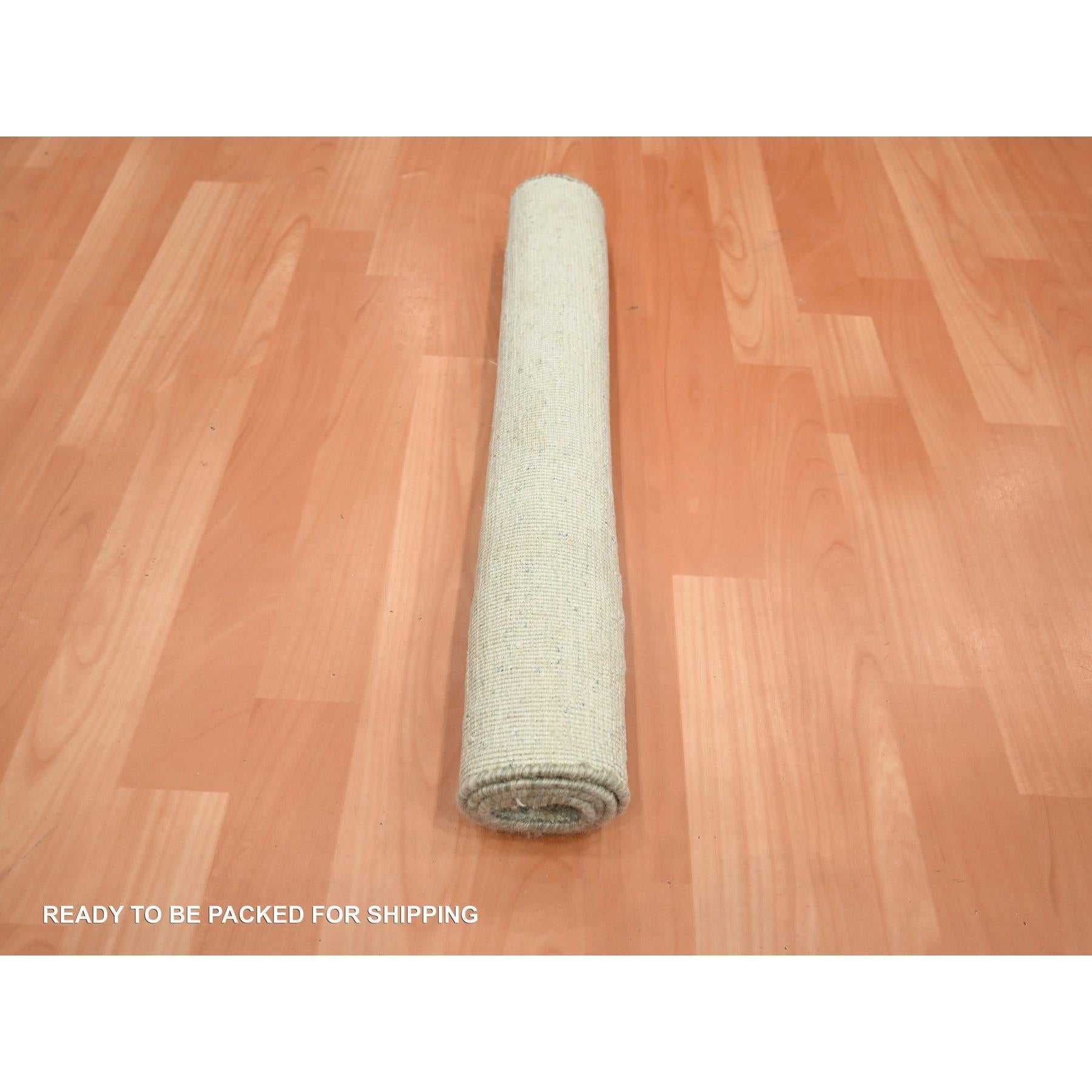 Noué à la main 2'x3' Lin blanc Plain Line Design Silk with Oxidized Wool Tapis noué à la main en vente