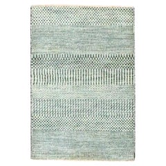 2'x3' Medium Gray Wool with Silk Modern Grass Design Hand Knotted Mat Rug