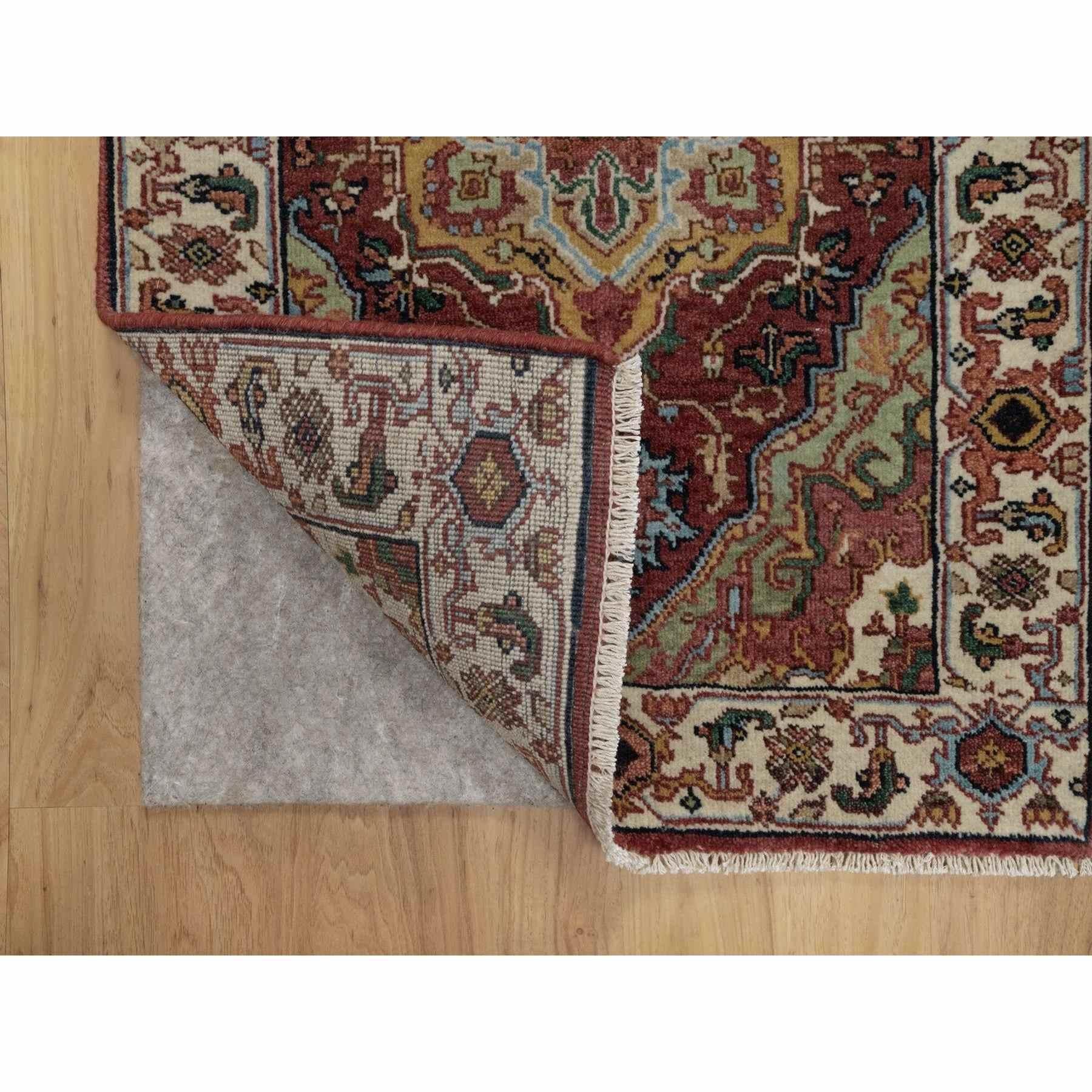 Heriz Serapi Tappeto in lana Knots Rugs 2'x3' rosso anticato con design a medaglione Heriz annodato a mano in vendita
