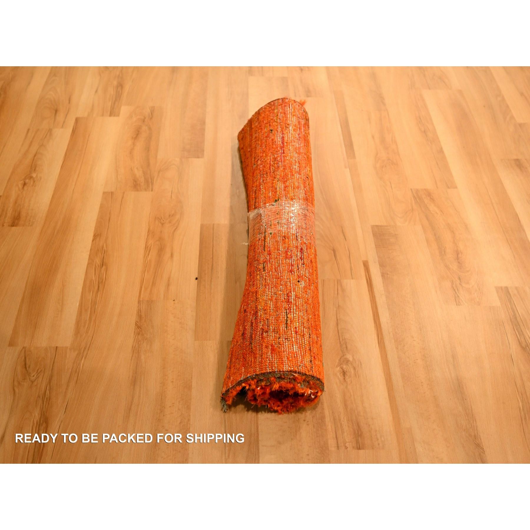 2'x3' Tangelo Orange Plain Solid Design Hand geknüpft Probe Sari Seide Teppich (Handgeknüpft) im Angebot
