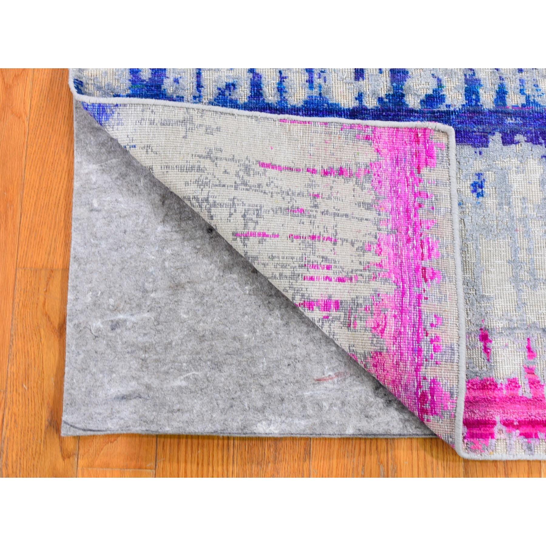 Modern 2'x3' THE CARDIAC Sari Silk with Textured Wool Hand Knotted Oriental Rug For Sale