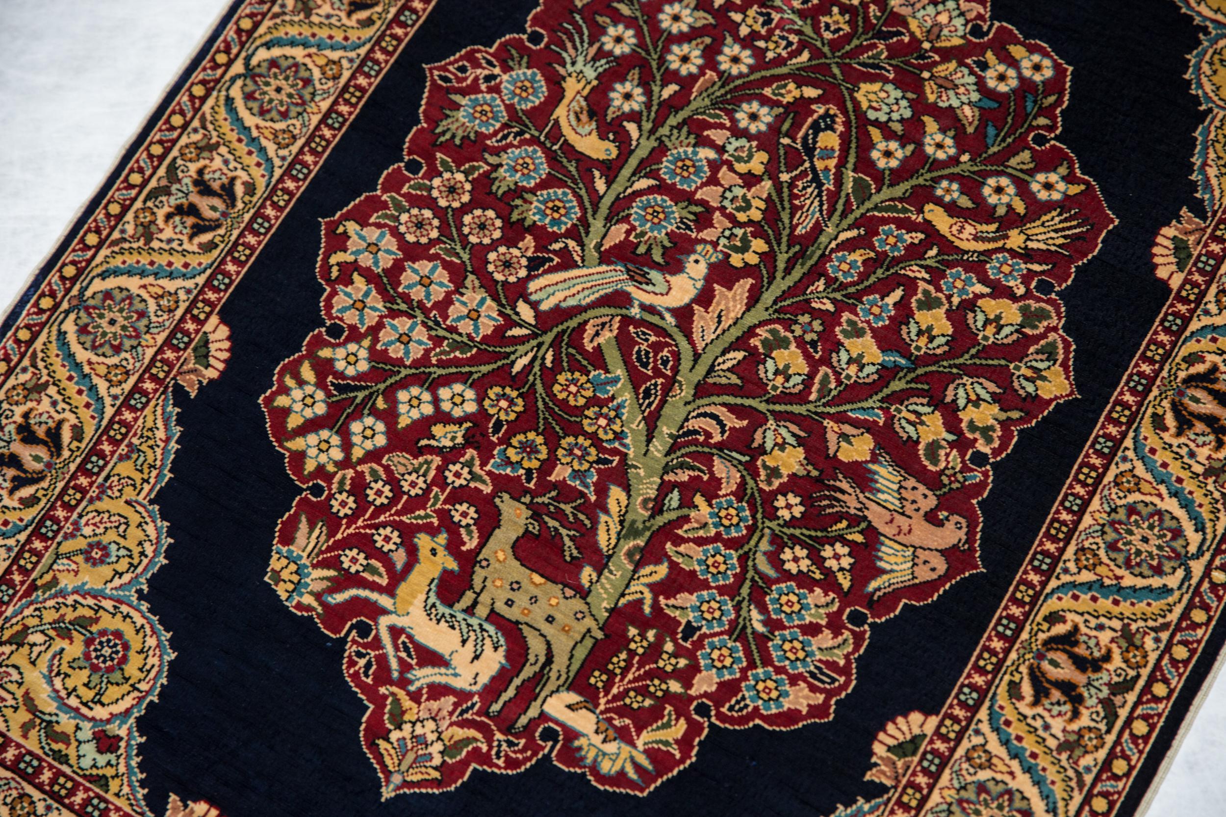 Vintage Fine Hereke Teppichmatte (Handgeknüpft) im Angebot
