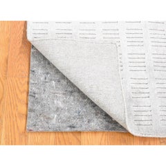 2'x3'1" Dove Gray, Modern Design, Hand Loomed, Pure Wool, Mat Oriental Rug