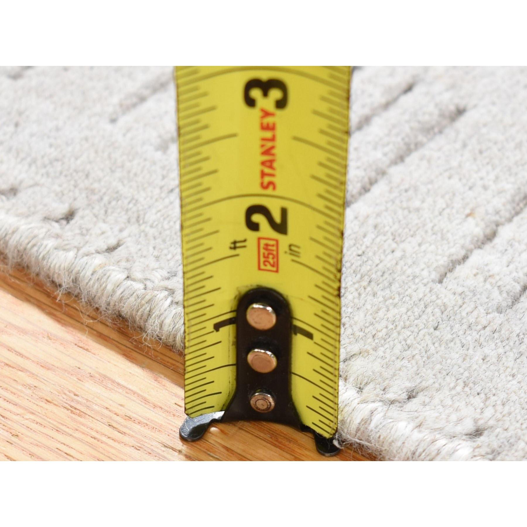 Noué à la main 2'x3'1