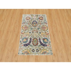 Alfombra Oriental de Lana y Seda Anudada a Mano de Hoja de Hoz Tan Natural de 2'x3'1