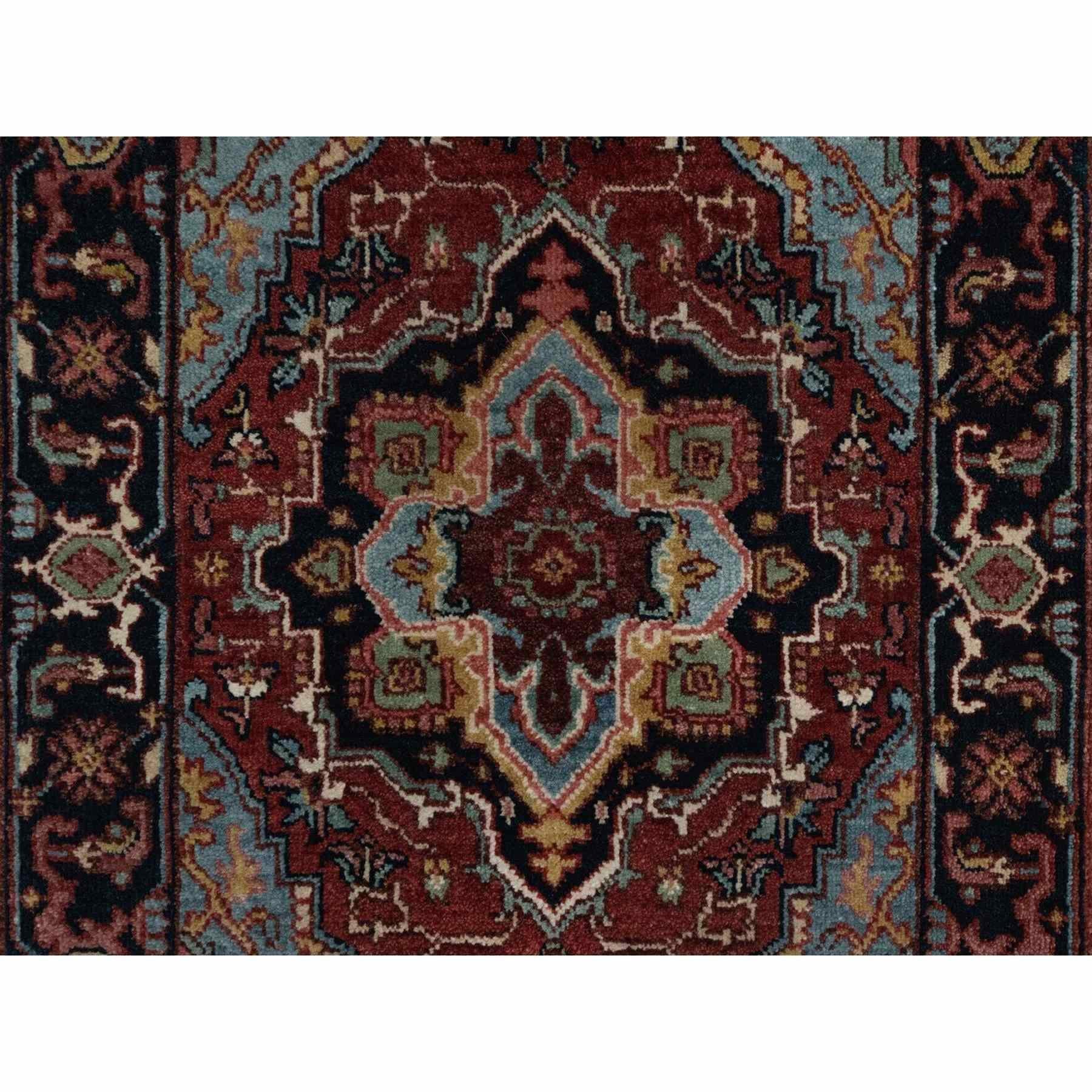 Hand-Knotted 2'x3'1