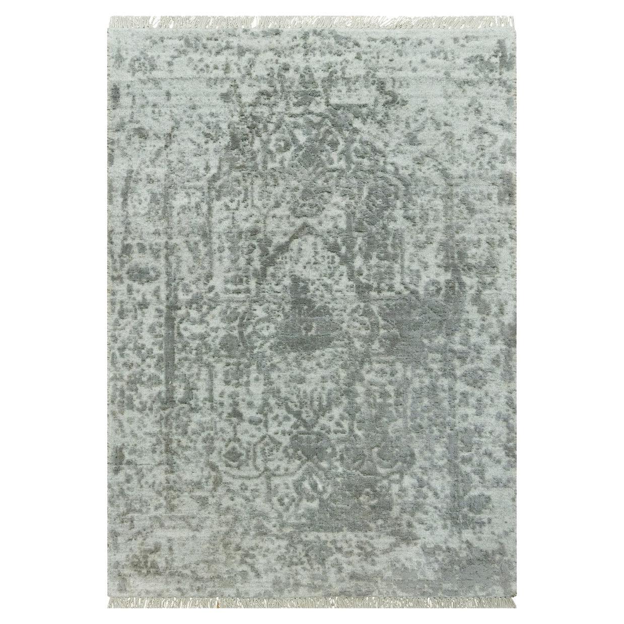 Tappeto grigio di lana e seta con disegno persiano spezzato annodato a mano 2'x3'2"