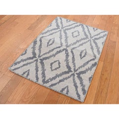 2'x3'3" Stone Eagle Gray, Hand Woven, 100% Wool, Reversible Kilim, Mat Rug