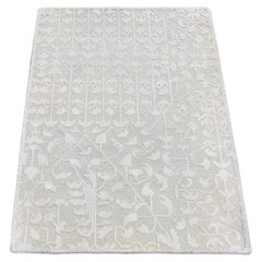 2'x3'4" Ivoire Soie nouée à la main avec laine texturée ton sur ton Tapis d'Orient