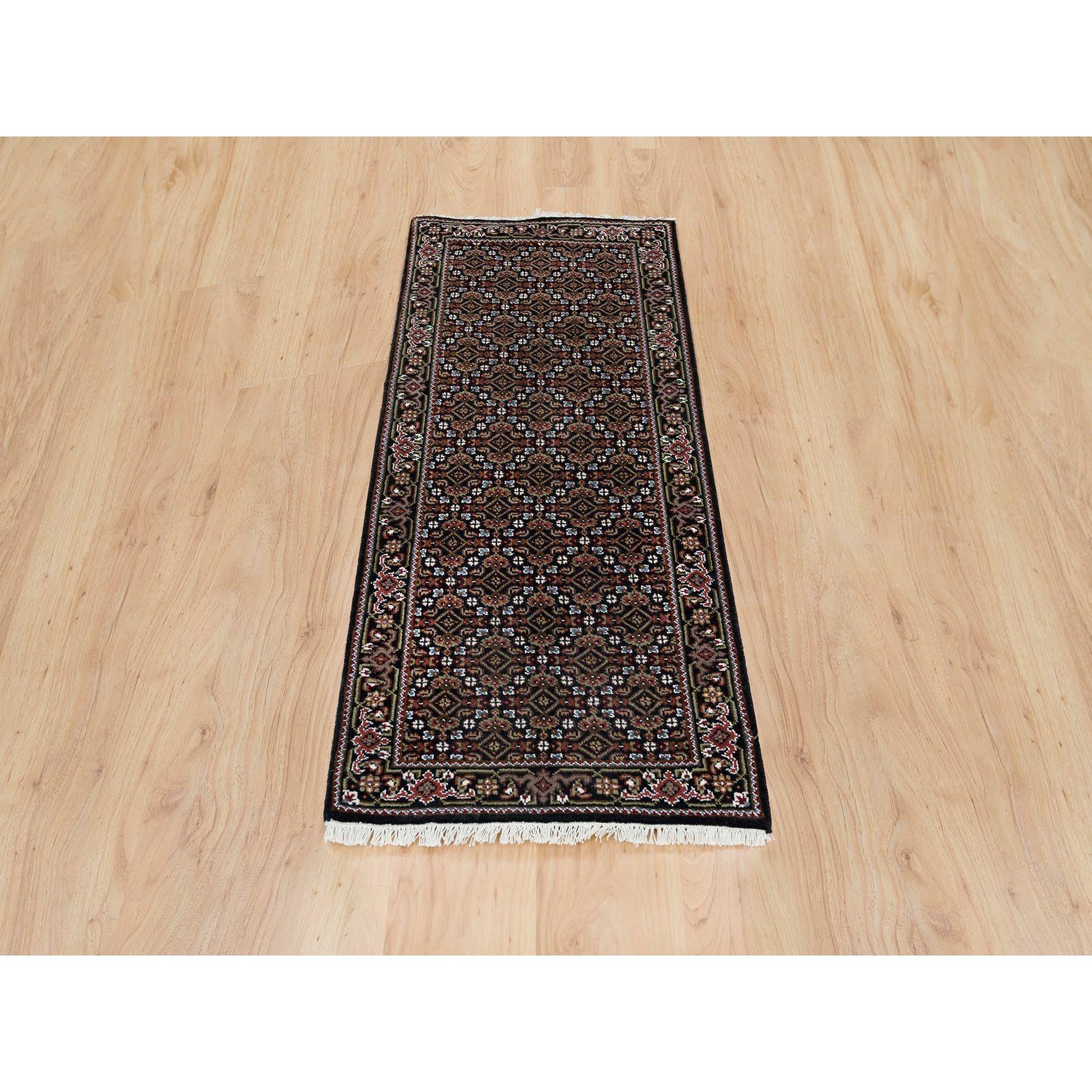This is a truly genuine one-of-a-kind Tabriz Mahi with All Over Fish Design, 175 KPSI Wool Hand Knotted Oriental Rug. It has been Knotted for months and months in the centuries-old weaving craftsmanship techniques by expert artisans.
Primary