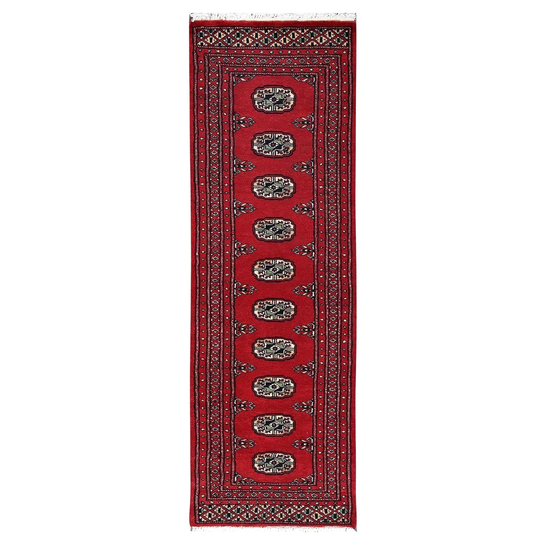 2
x6
2" Red Princess Bokara Tribal Medallions All Wool Hand Knots Rugs (Tapis de course en laine)